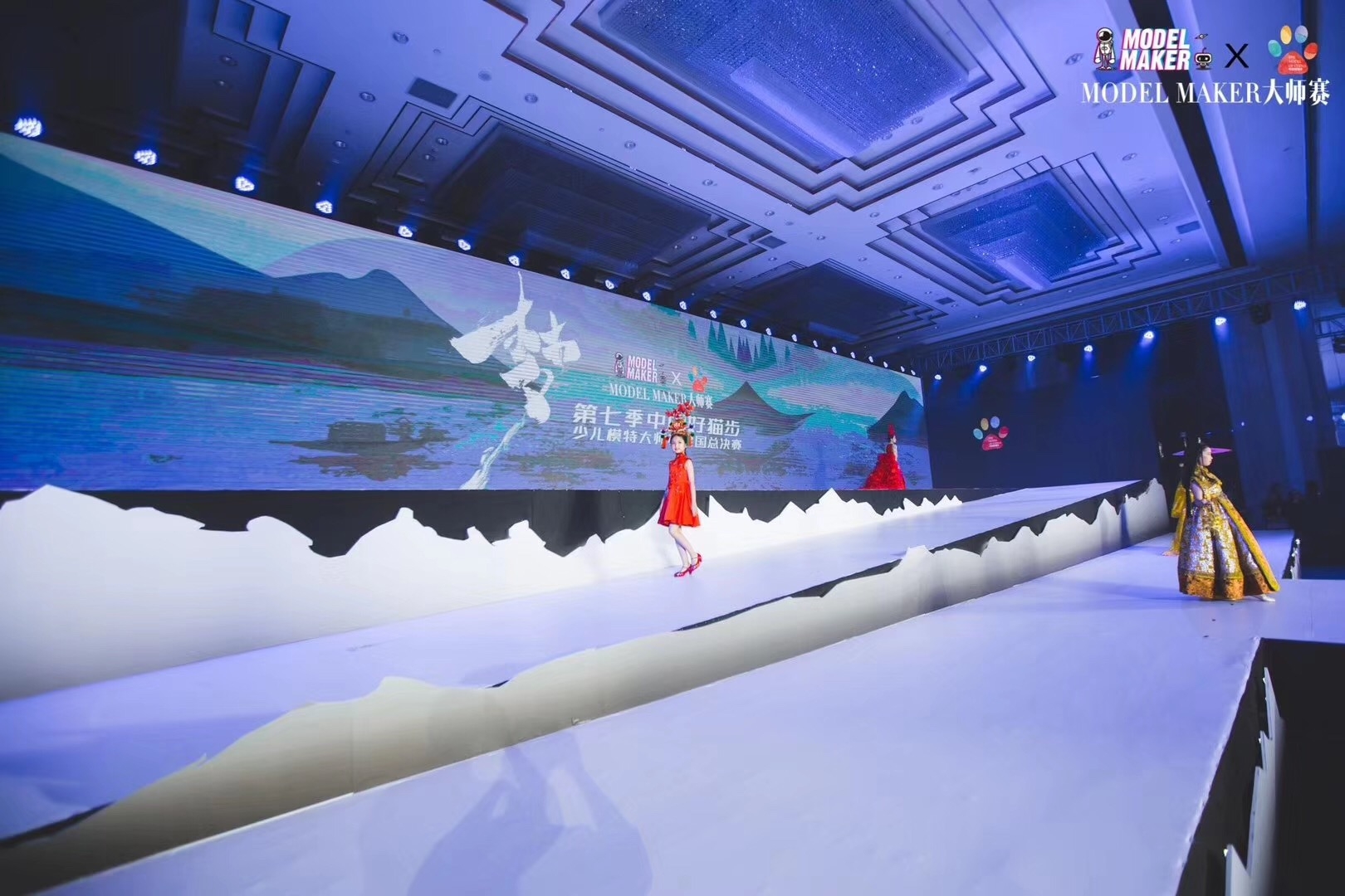 青島燈光音響租賃,青島演出設備租賃,青島LED屏租賃,青島舞美制作搭建