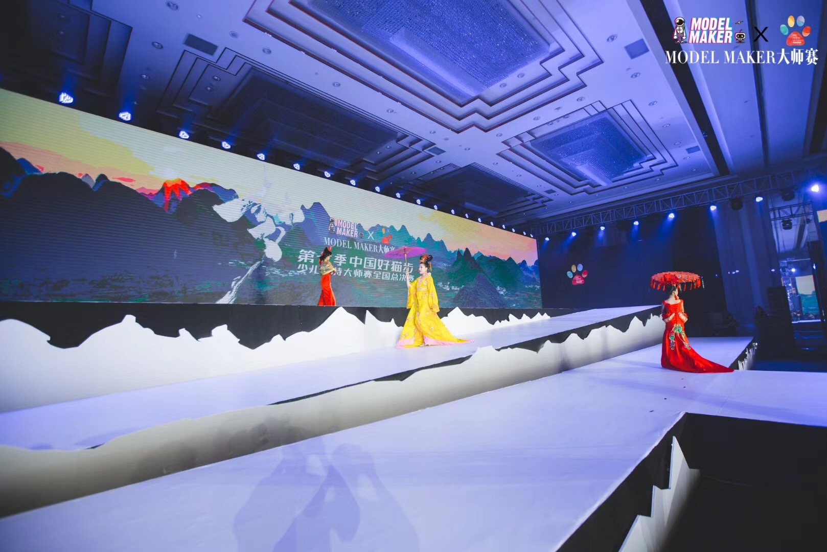 青島燈光音響租賃,青島演出設備租賃,青島LED屏租賃,青島舞美制作搭建